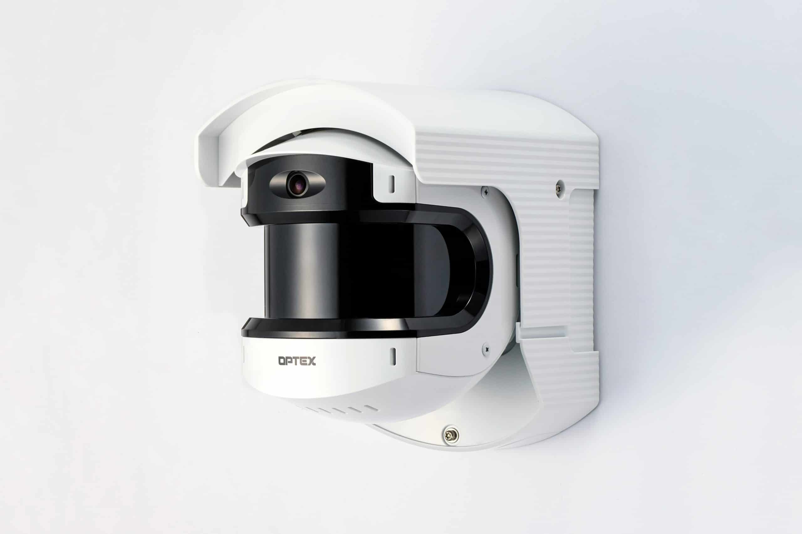 Female Solo Safety: Hotel Floors with 24/7 Security Monitoring