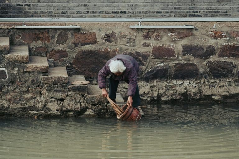 Portfolio Power: Showcasing Non-Traditional Work Experience Effectively