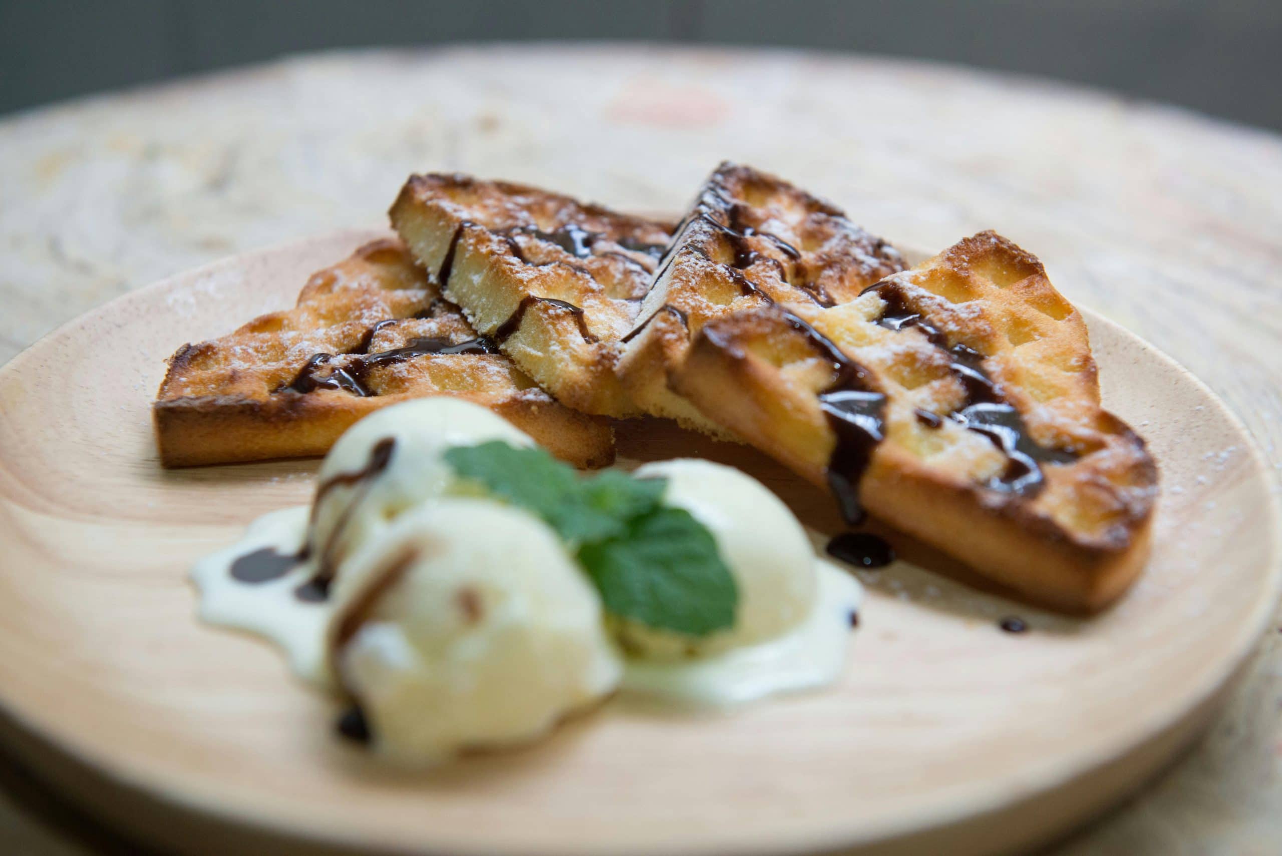 Breakfast Battles: Hotels with All-Day Included Dining