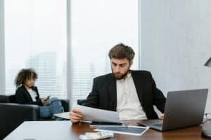 Corporate Escape Plans: Turning Side Projects Into Full-Time Ventures