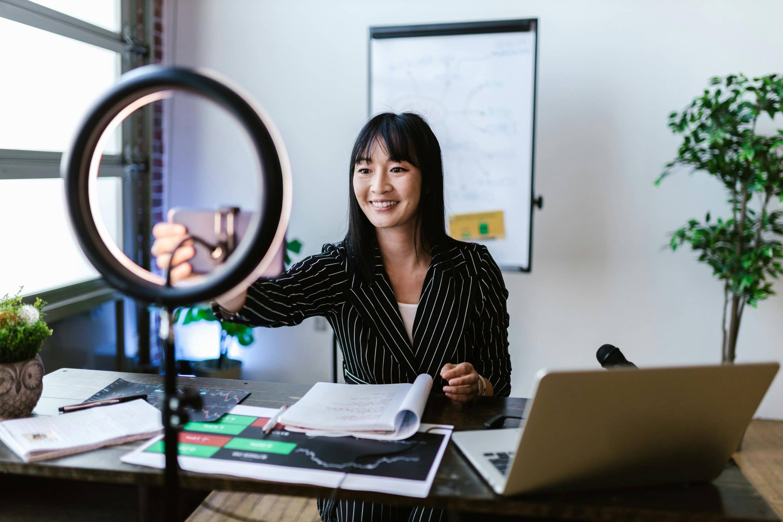 Career Chameleons: Thriving in Roles Without Clear Promotion Paths