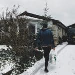 The Quiet Comeback of Low-Rise Jeans (And How to Style Them Now)