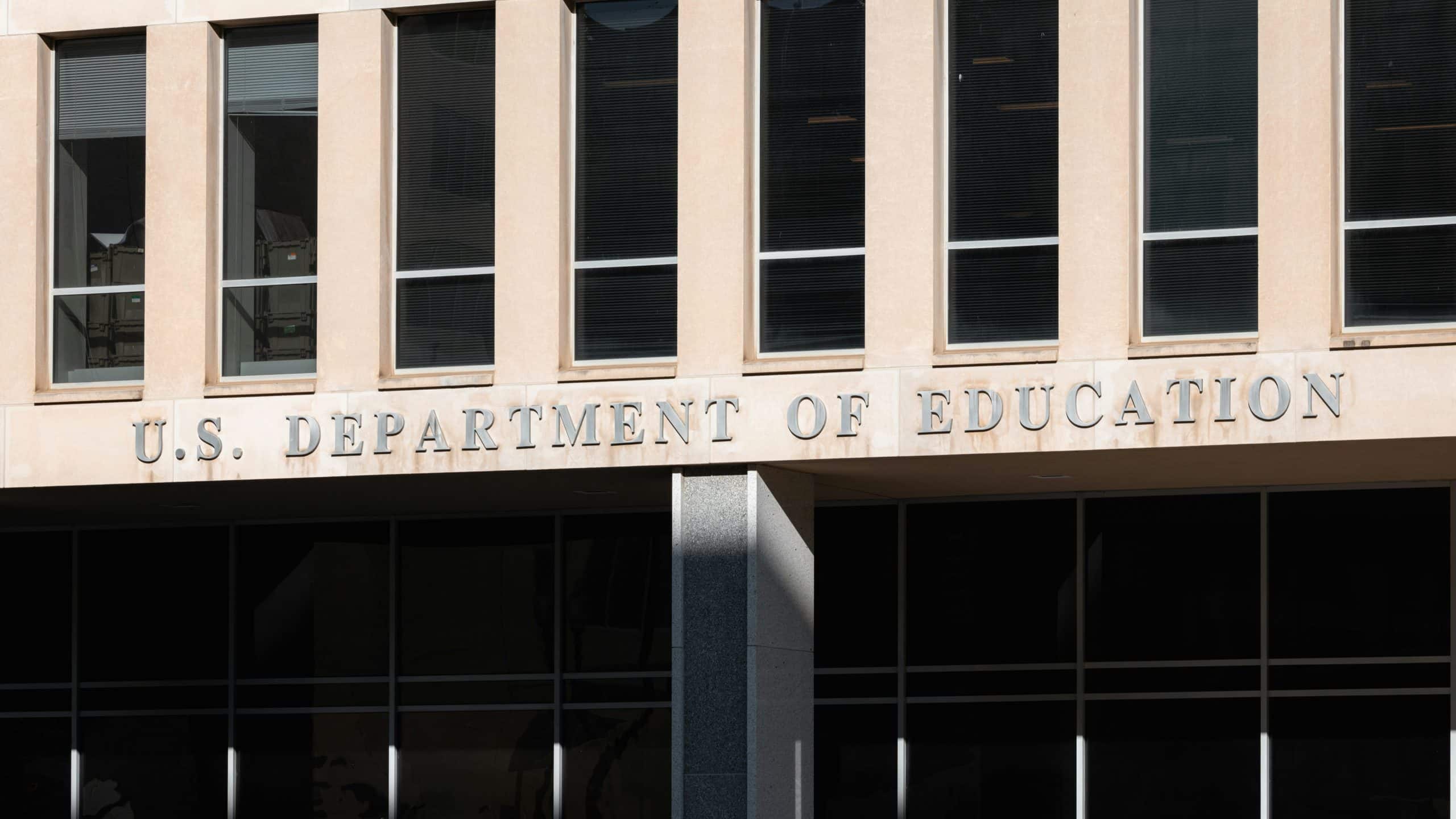 The Future of Digital Textbooks in Higher Education